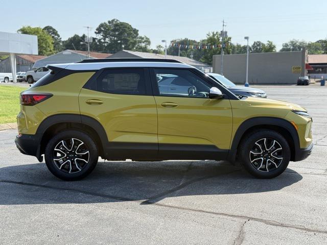 new 2025 Chevrolet TrailBlazer car, priced at $29,075