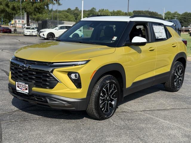 new 2025 Chevrolet TrailBlazer car, priced at $29,075