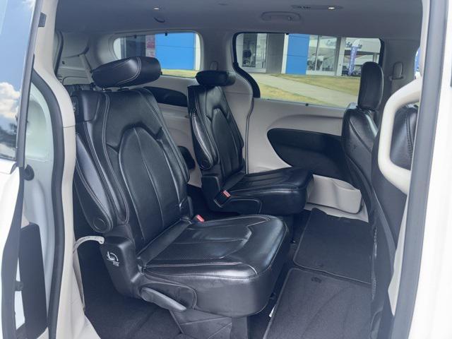 used 2022 Chrysler Pacifica car, priced at $20,926