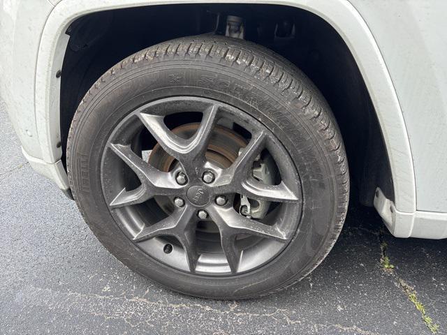 used 2021 Jeep Grand Cherokee car, priced at $27,998