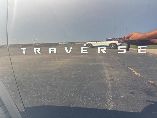 used 2022 Chevrolet Traverse car, priced at $26,325