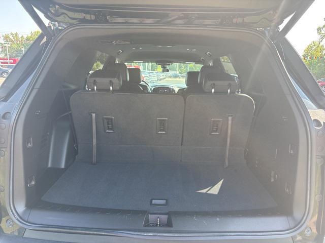 used 2022 Chevrolet Traverse car, priced at $26,325