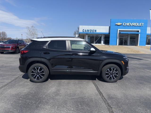 new 2025 Chevrolet TrailBlazer car, priced at $33,605