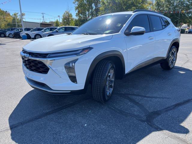 used 2025 Chevrolet Trax car, priced at $21,360