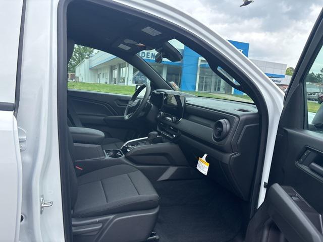 new 2025 Chevrolet Colorado car, priced at $32,666