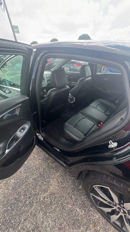 used 2016 Chevrolet Malibu car, priced at $9,495