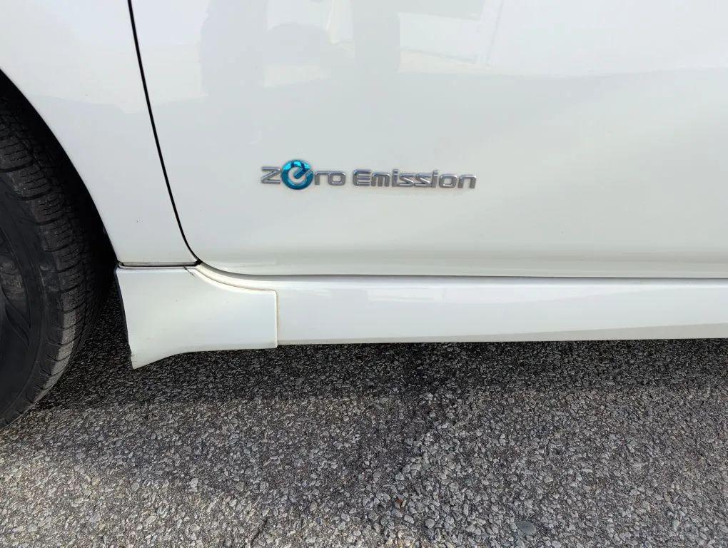 used 2019 Nissan Leaf car, priced at $10,618