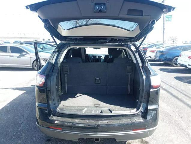 used 2017 Chevrolet Traverse car, priced at $9,495