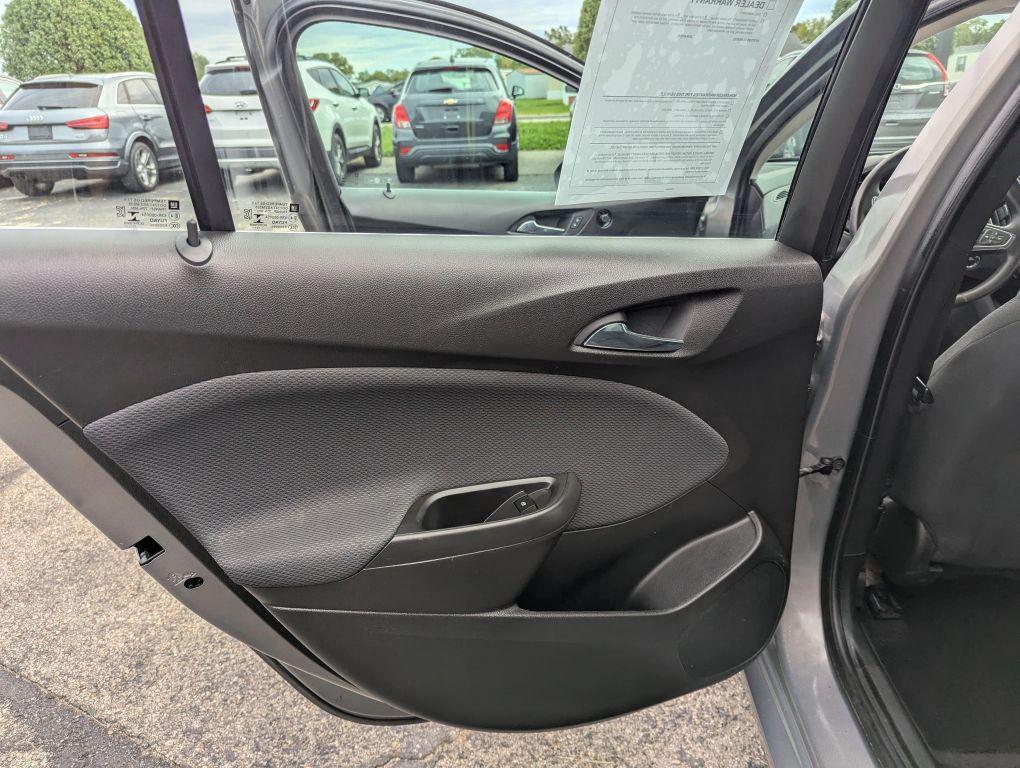 used 2018 Chevrolet Cruze car, priced at $8,995