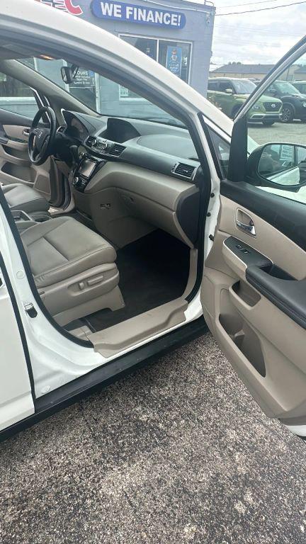 used 2014 Honda Odyssey car, priced at $9,995