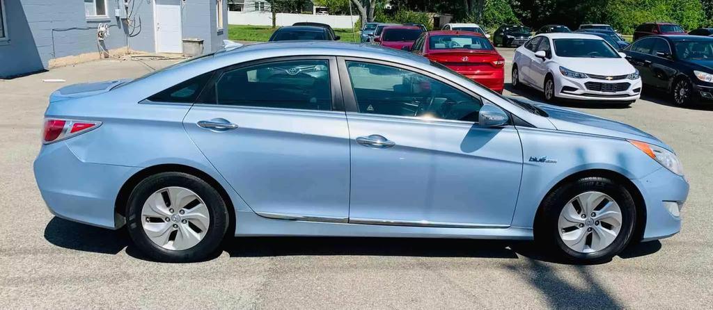 used 2014 Hyundai Sonata Hybrid car, priced at $8,999