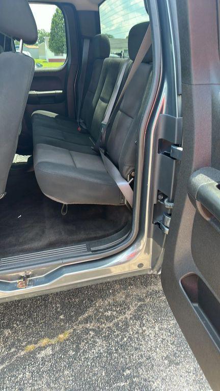 used 2011 Chevrolet Silverado 1500 car, priced at $9,995