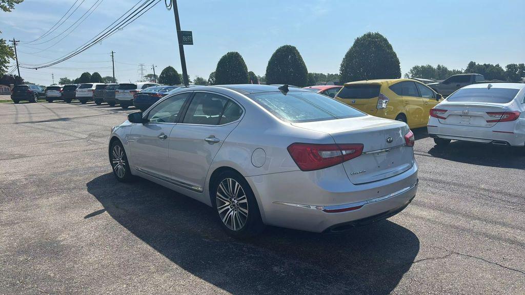 used 2016 Kia Cadenza car, priced at $9,995