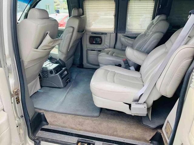 used 2007 Chevrolet Express 1500 car, priced at $9,995