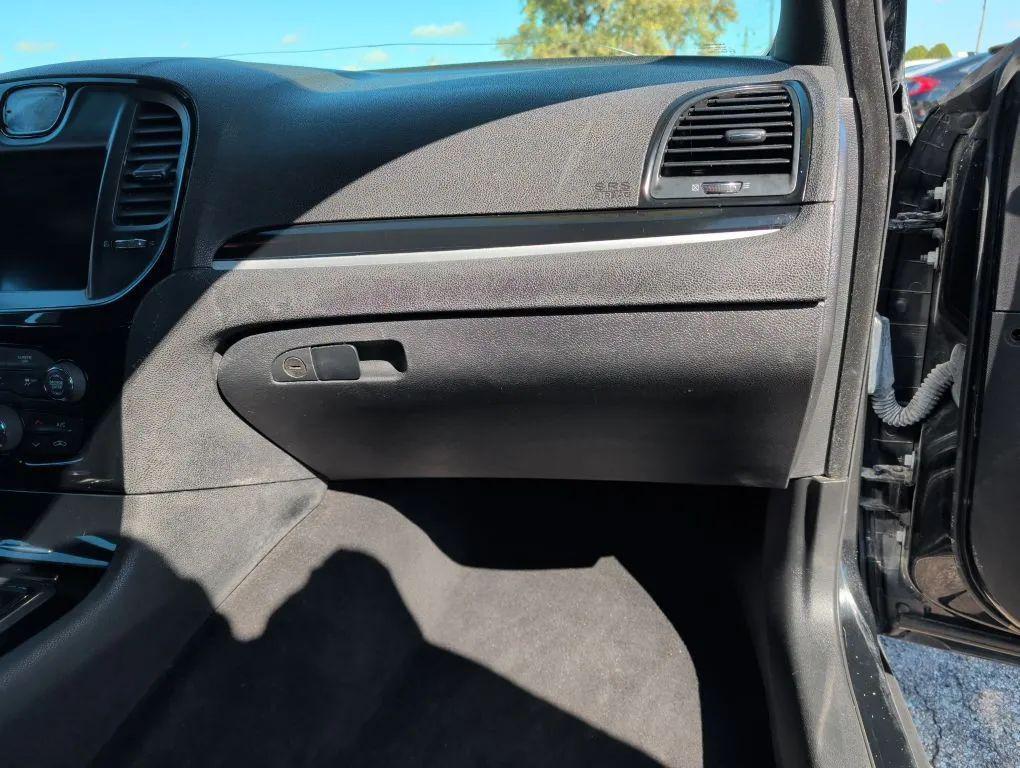 used 2021 Chrysler 300 car, priced at $18,495