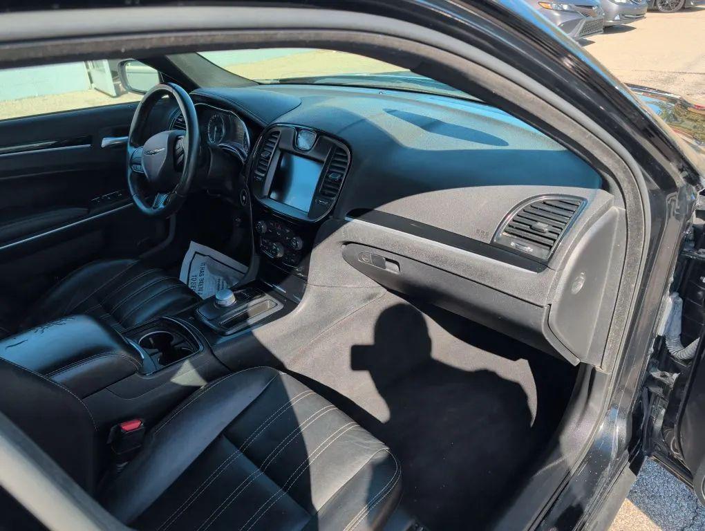 used 2021 Chrysler 300 car, priced at $18,495
