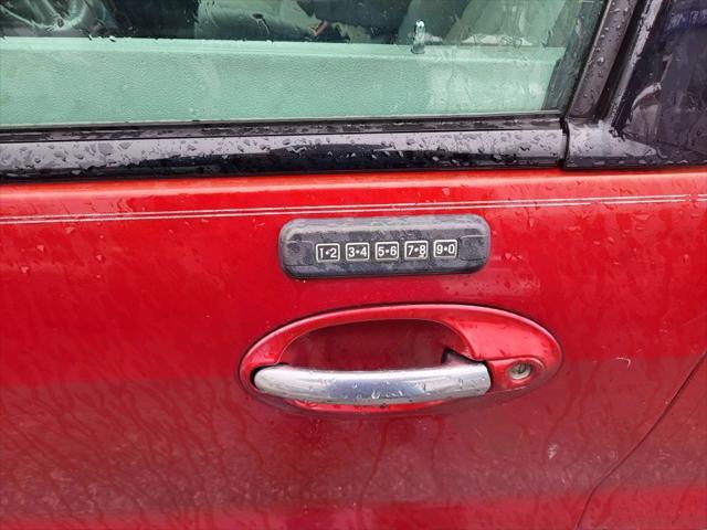 used 2004 Mercury Monterey car, priced at $1,995
