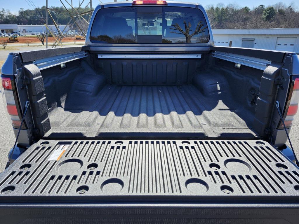 new 2025 Nissan Frontier car, priced at $39,980