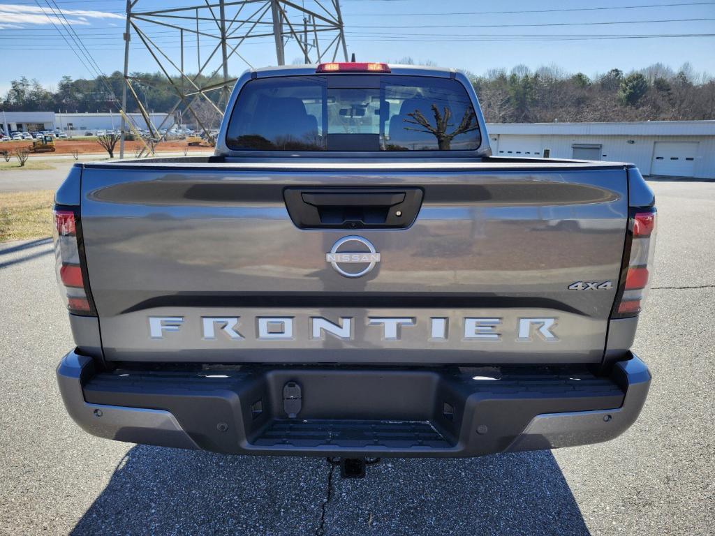 new 2025 Nissan Frontier car, priced at $39,980