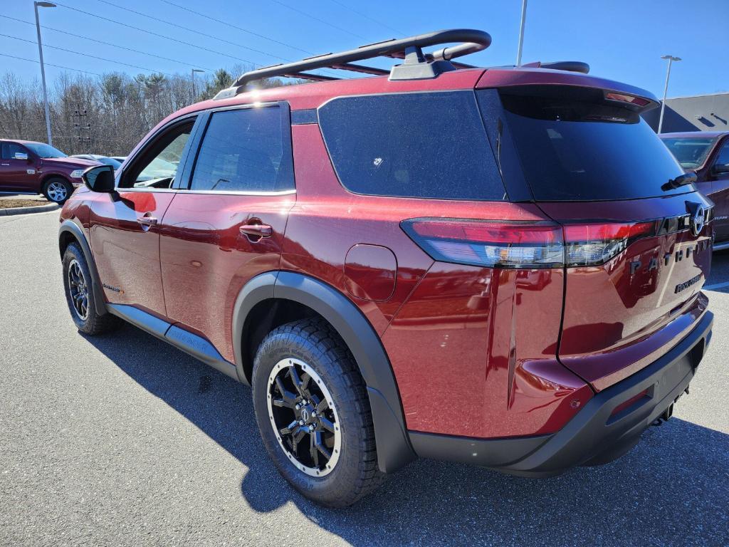 new 2025 Nissan Pathfinder car, priced at $43,075