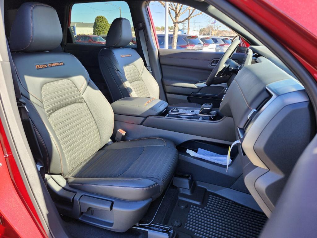 new 2025 Nissan Pathfinder car, priced at $43,075