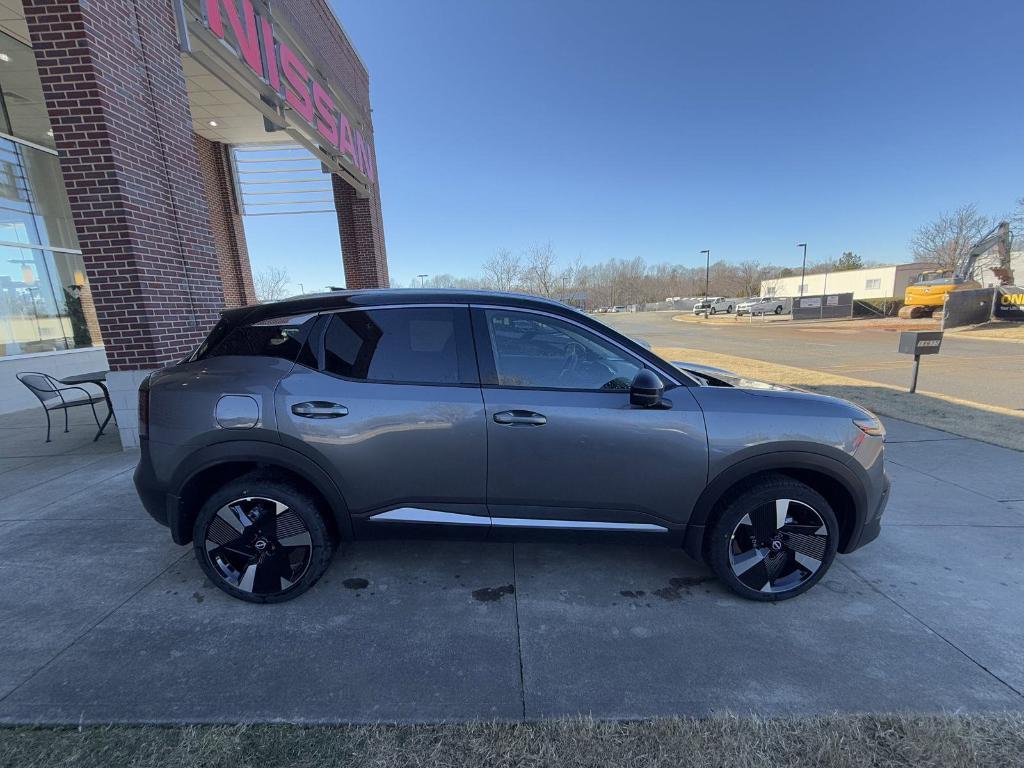 new 2025 Nissan Kicks car, priced at $26,825