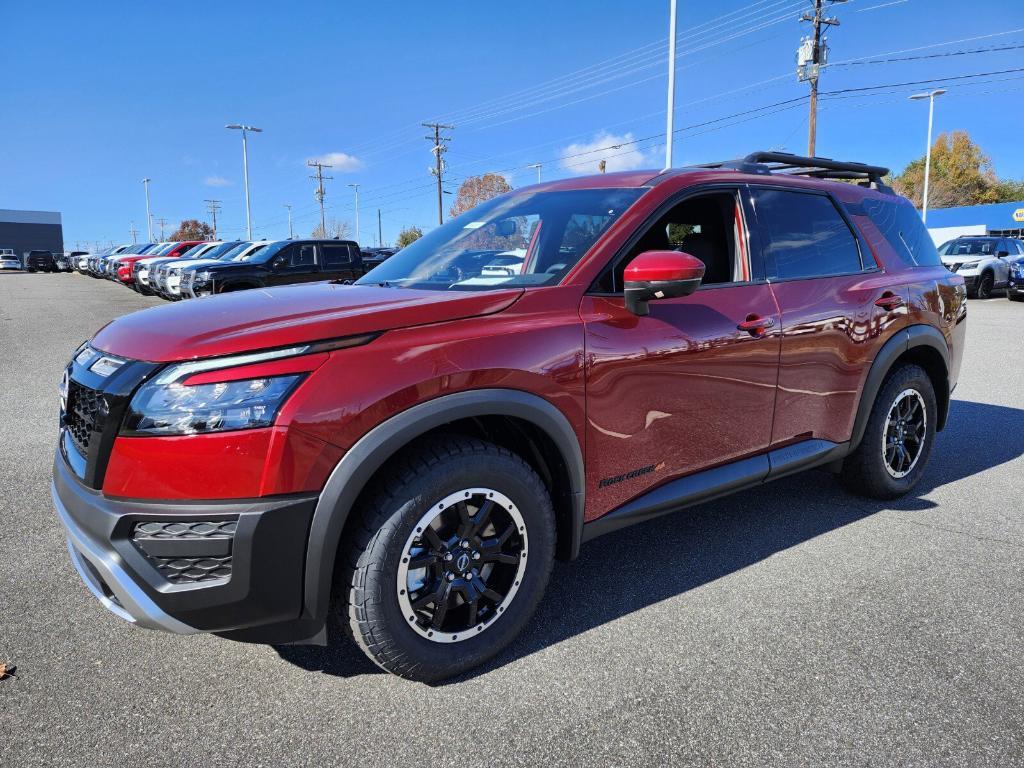 new 2025 Nissan Pathfinder car, priced at $43,075