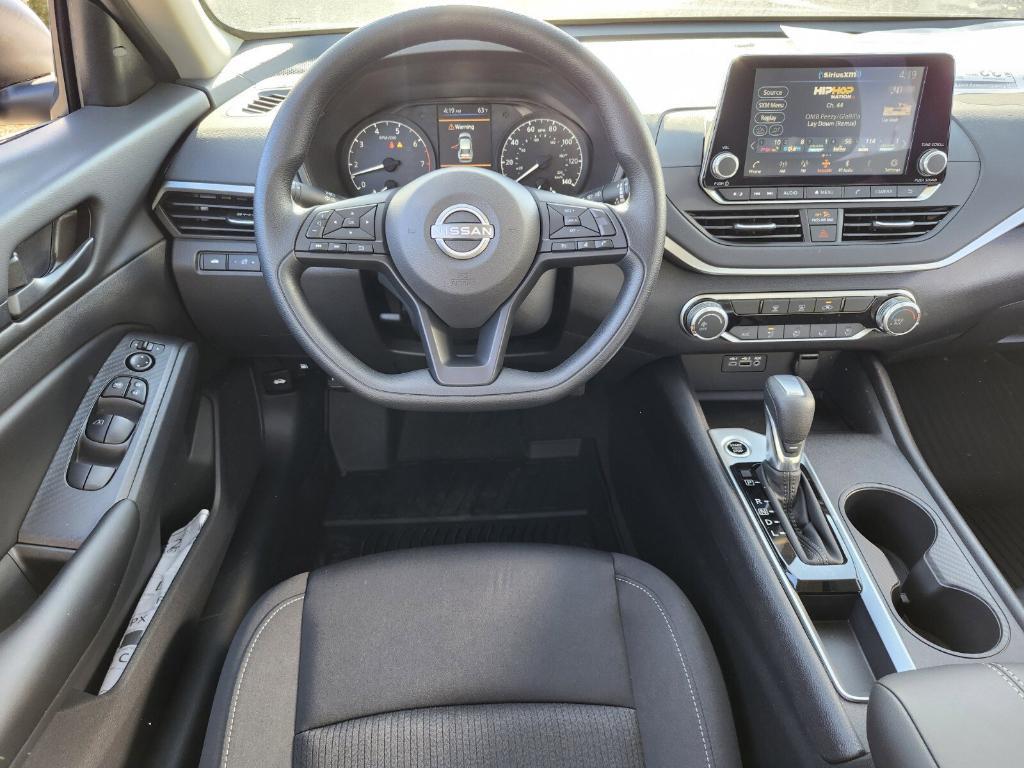 new 2025 Nissan Altima car, priced at $25,640