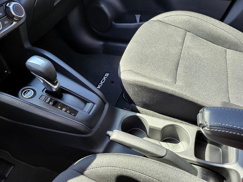 new 2025 Nissan Kicks car, priced at $21,979