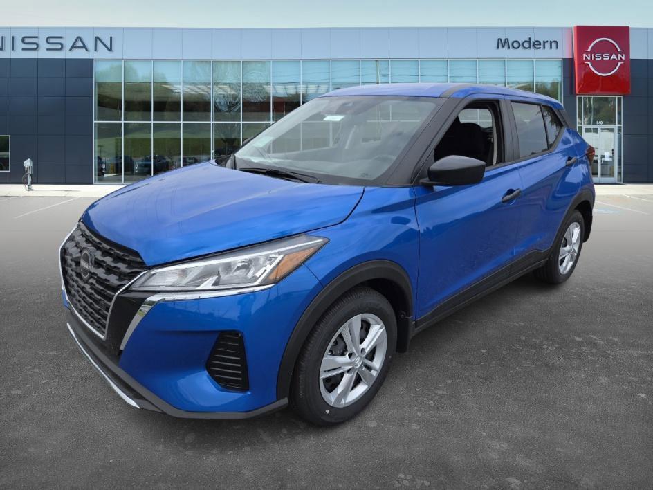 new 2025 Nissan Kicks Play car, priced at $21,979