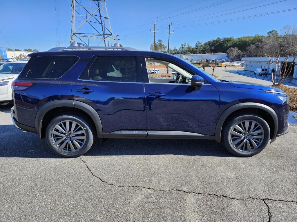 new 2025 Nissan Pathfinder car, priced at $46,100