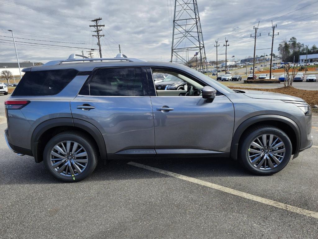 new 2025 Nissan Pathfinder car, priced at $46,100