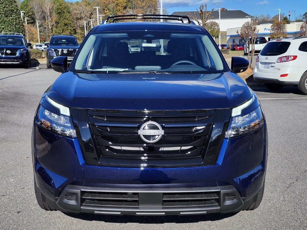 new 2025 Nissan Pathfinder car, priced at $38,395