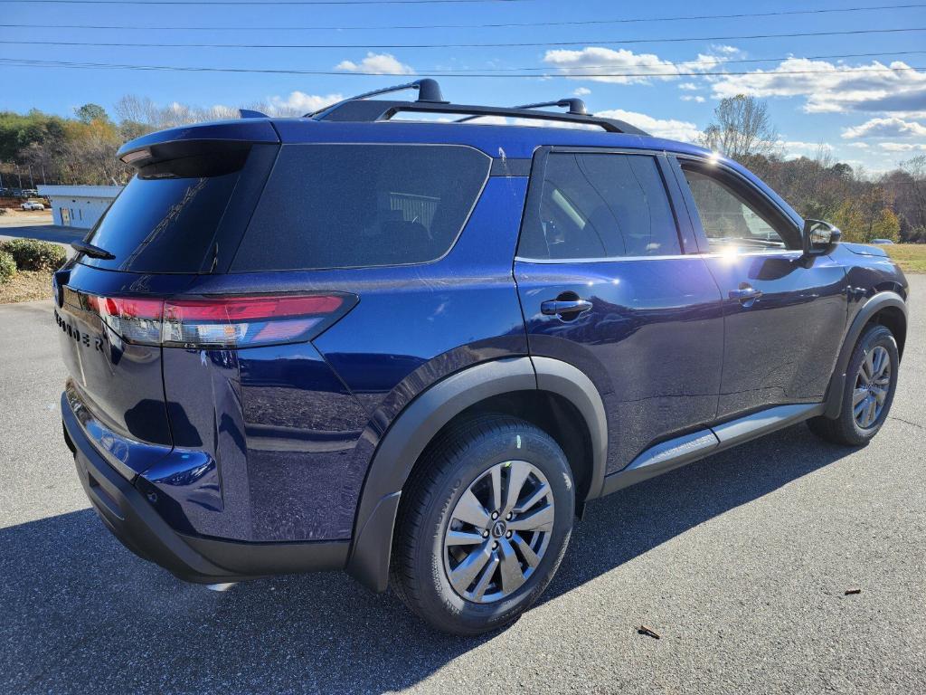 new 2025 Nissan Pathfinder car, priced at $38,395