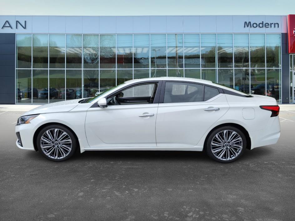 used 2024 Nissan Altima car, priced at $27,999