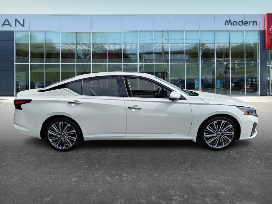 used 2024 Nissan Altima car, priced at $27,999