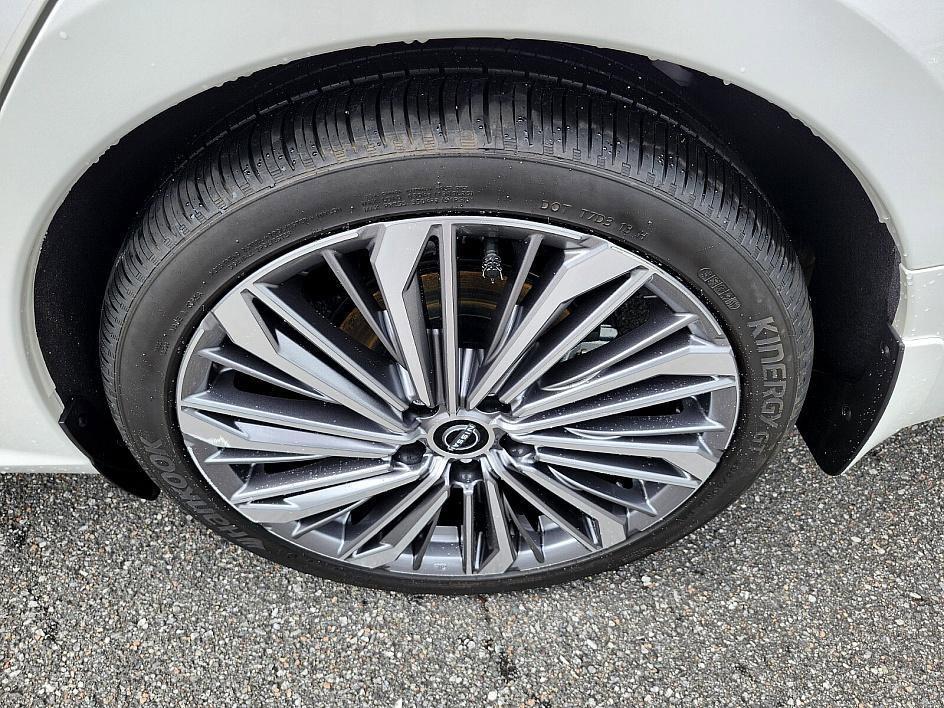 used 2024 Nissan Altima car, priced at $27,999