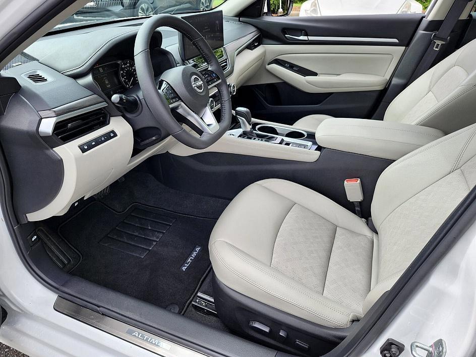 used 2024 Nissan Altima car, priced at $27,999