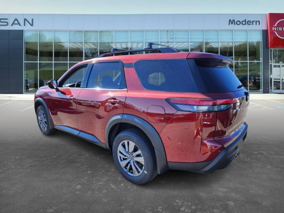 new 2025 Nissan Pathfinder car, priced at $40,495