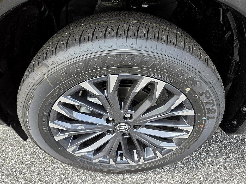 new 2025 Nissan Rogue car, priced at $37,762