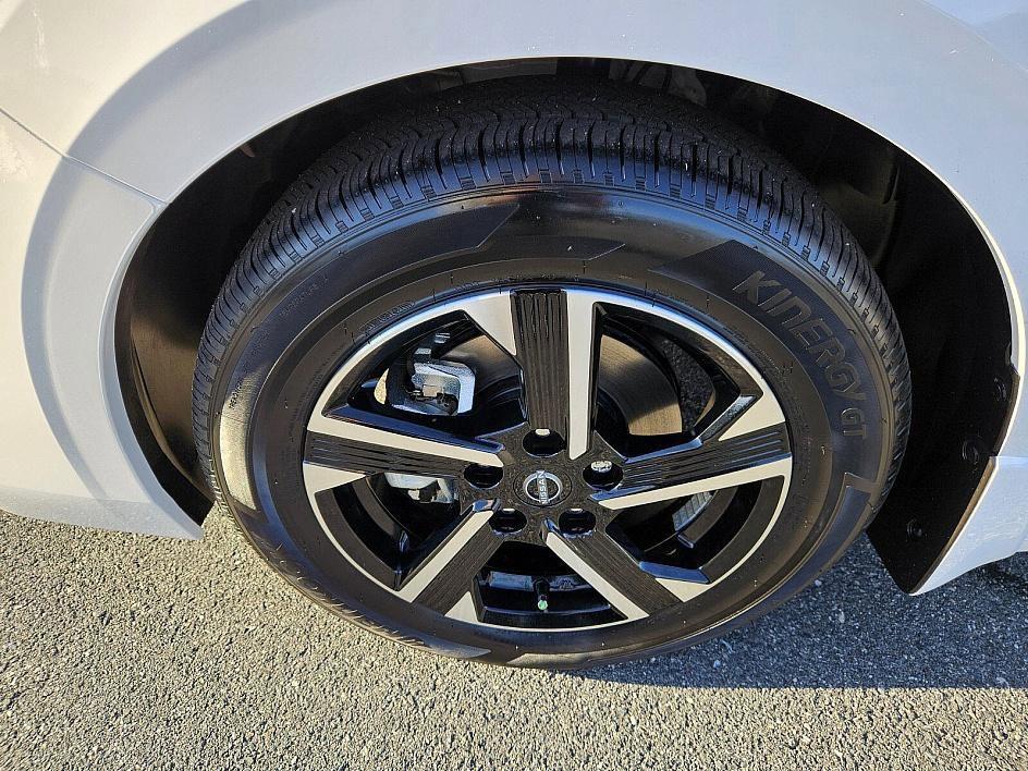 new 2025 Nissan Sentra car, priced at $23,325