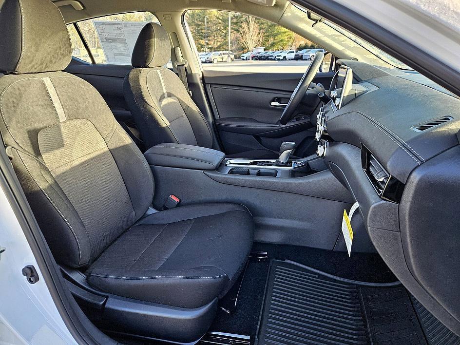 new 2025 Nissan Sentra car, priced at $23,325