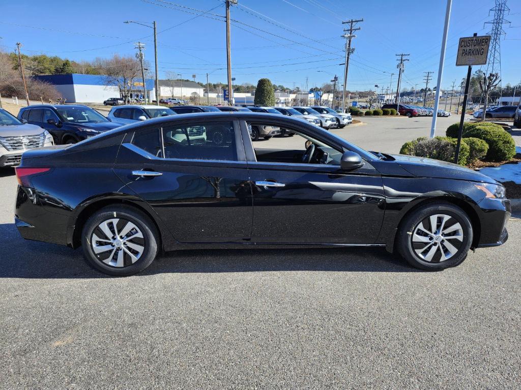 new 2025 Nissan Altima car, priced at $26,250