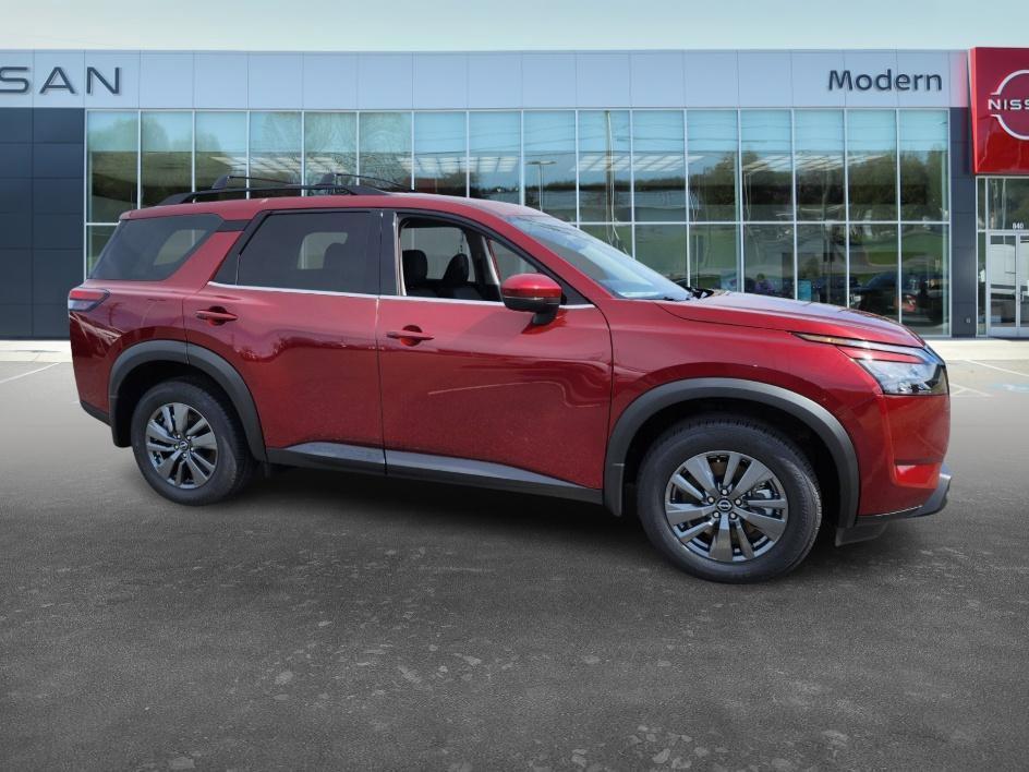 new 2025 Nissan Pathfinder car, priced at $38,570