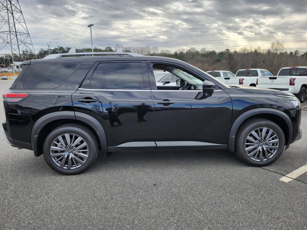 new 2025 Nissan Pathfinder car, priced at $44,190