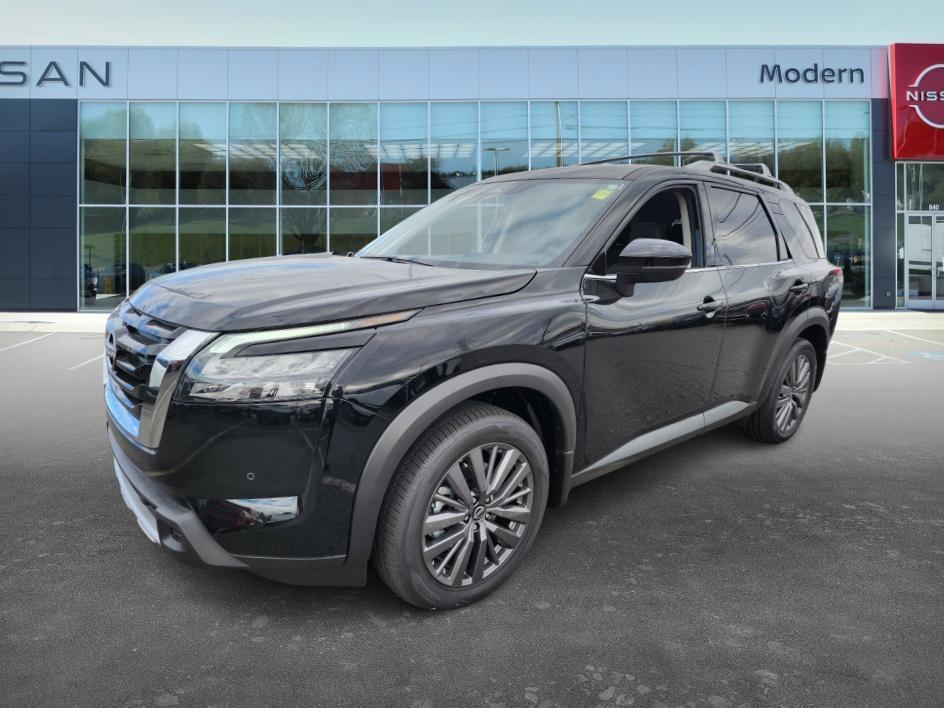 new 2025 Nissan Pathfinder car, priced at $41,940