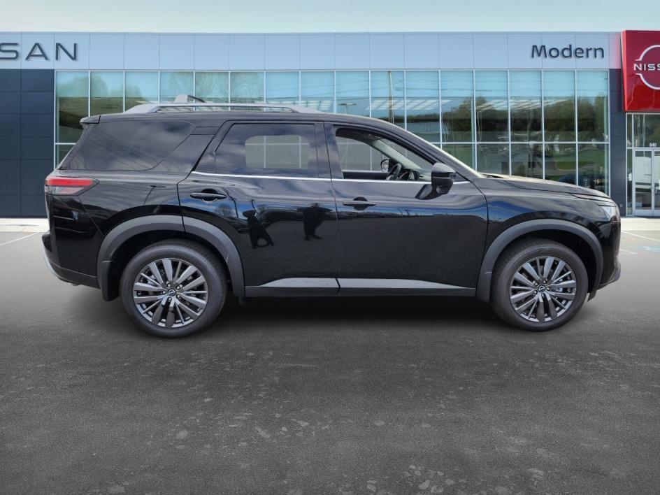 new 2025 Nissan Pathfinder car, priced at $41,940