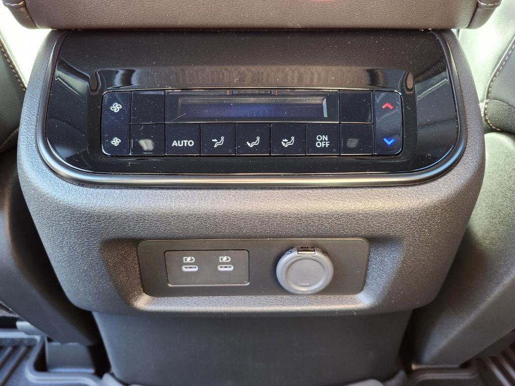 new 2025 Nissan Armada car, priced at $76,725