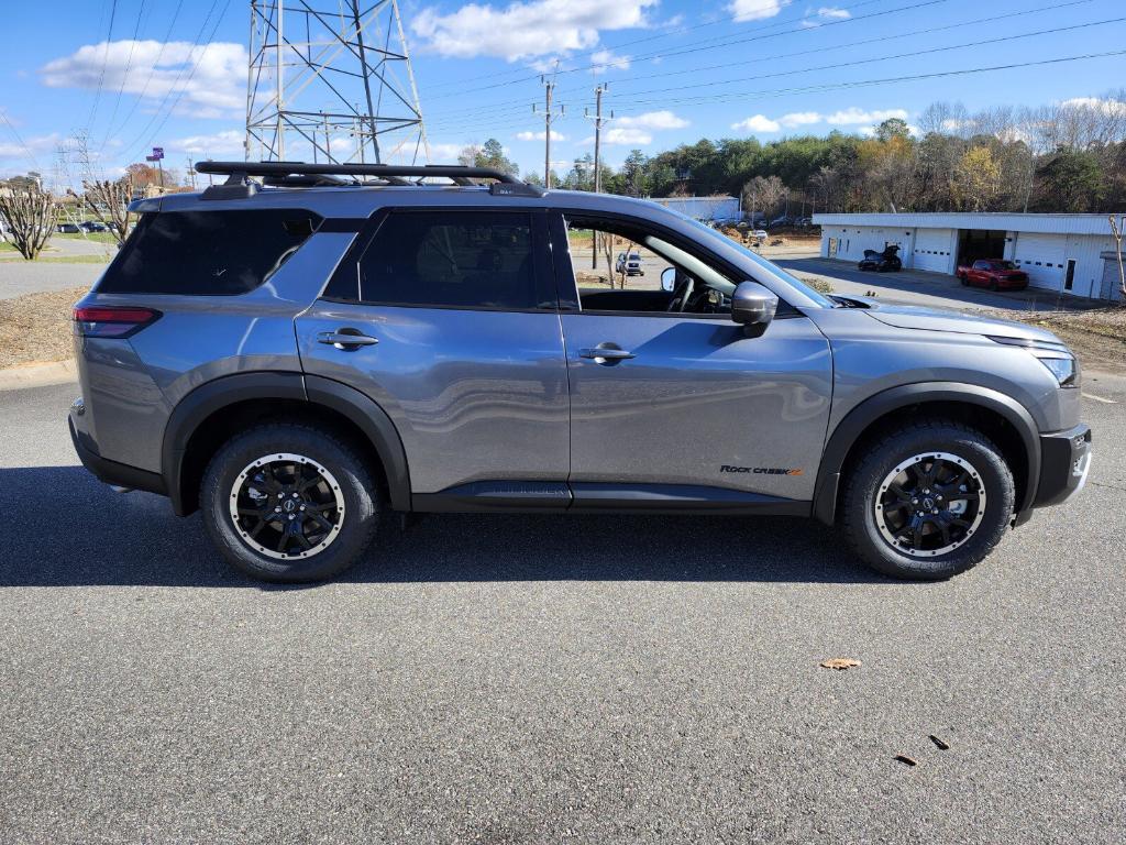 new 2025 Nissan Pathfinder car, priced at $42,650