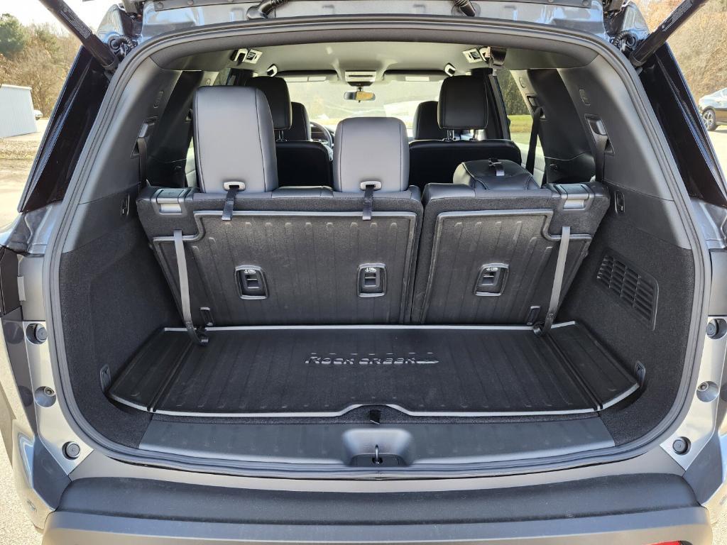 new 2025 Nissan Pathfinder car, priced at $42,650